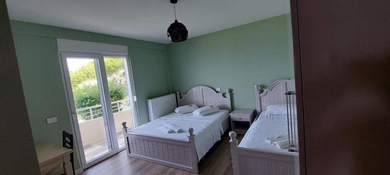 Hotel Vila Toska Piskupat Экстерьер фото