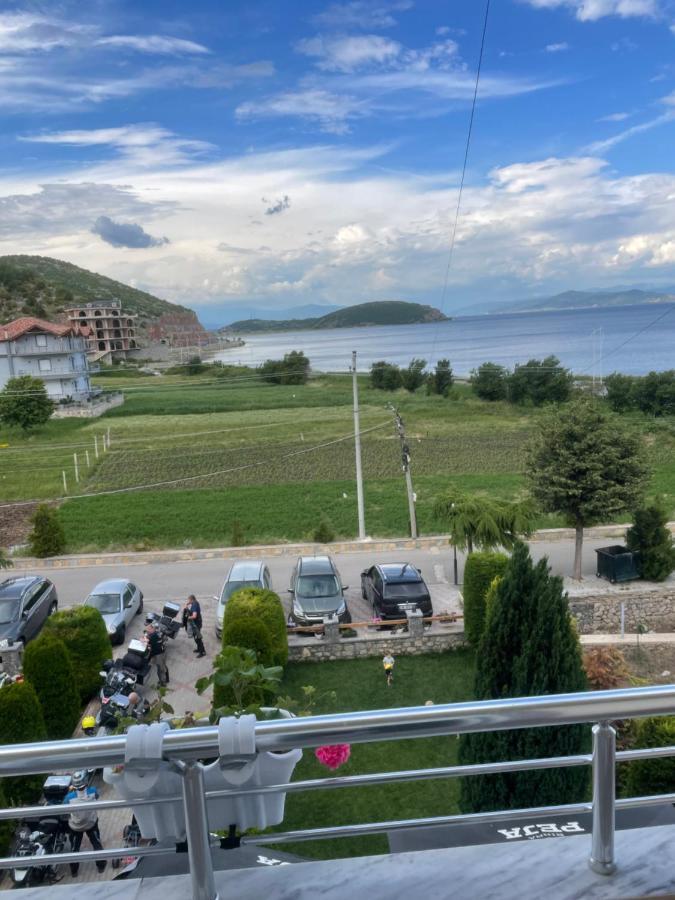 Hotel Vila Toska Piskupat Экстерьер фото