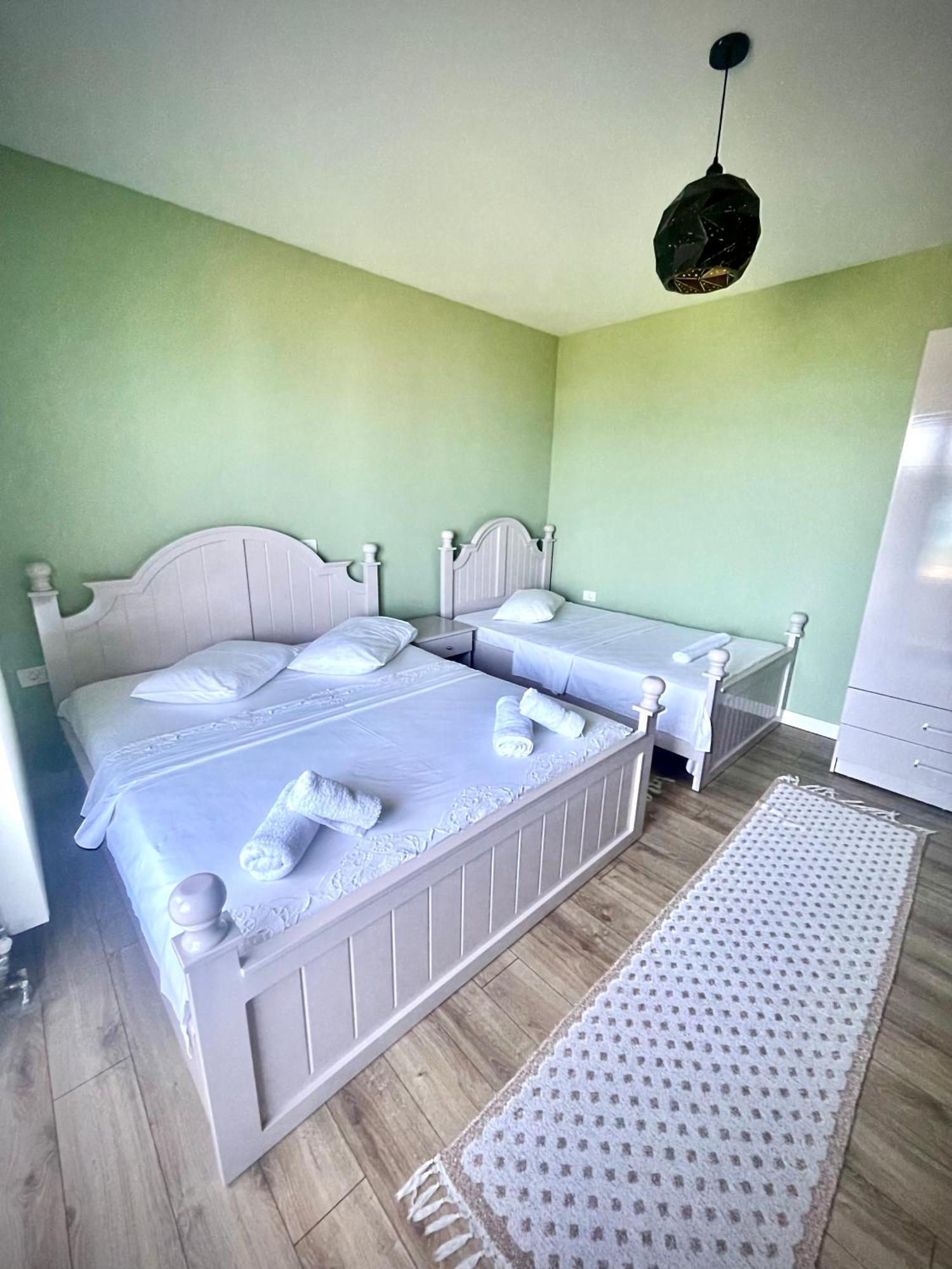 Hotel Vila Toska Piskupat Экстерьер фото
