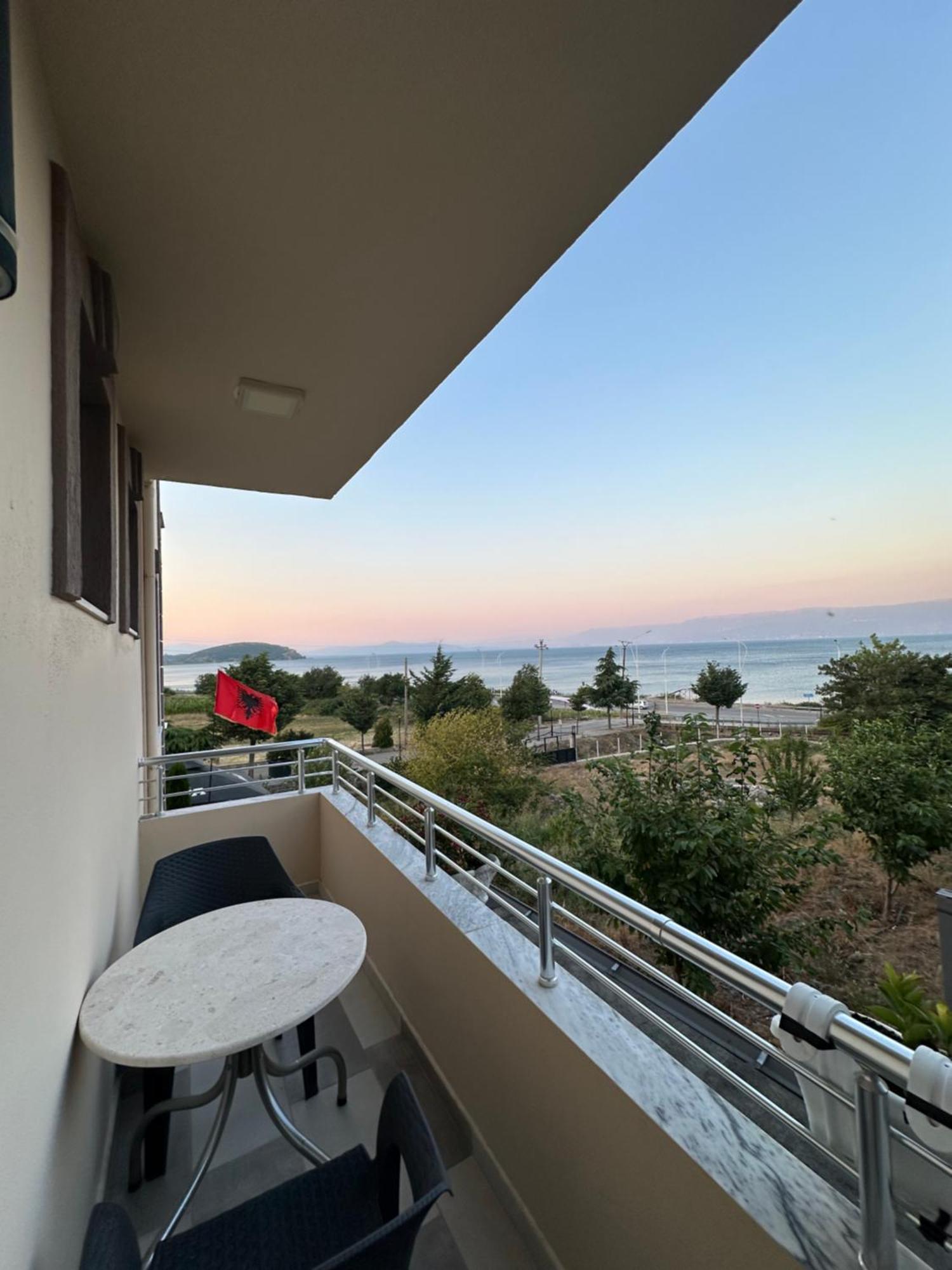 Hotel Vila Toska Piskupat Экстерьер фото